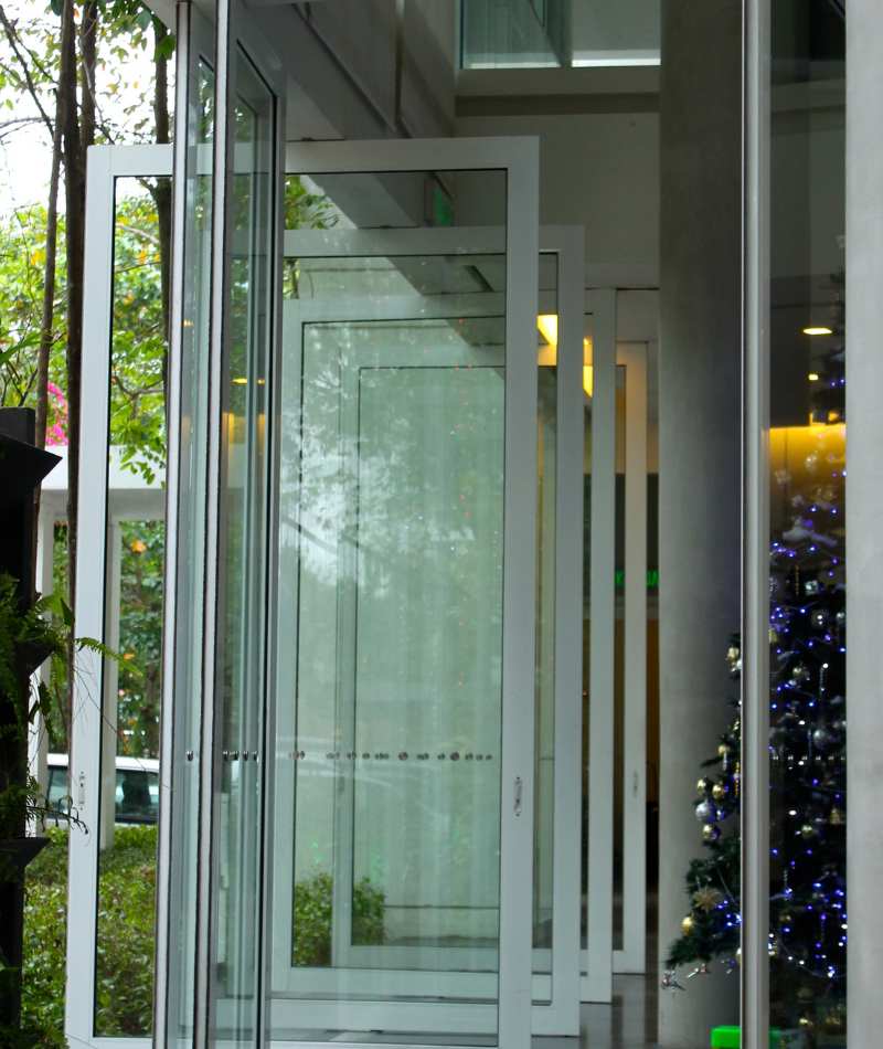 Shopfronts & Skylights installed by Onewayglass in Kempton Park – photo 3